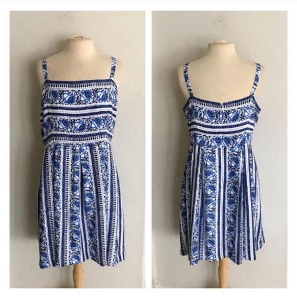 LOFT Dresses & Skirts - CLOSET CLOSING LOFT dress